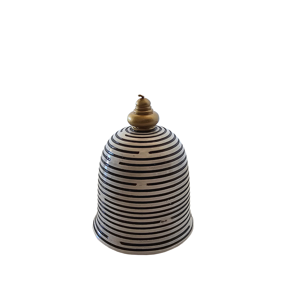LUCKY CHARM 2025 XMAS ΚΑΜΠΑΝΑ 10x10x12cm POLYRESIN ΜΑΥΡΟ ΛΕΥΚΟ ΧΡΥΣΟ