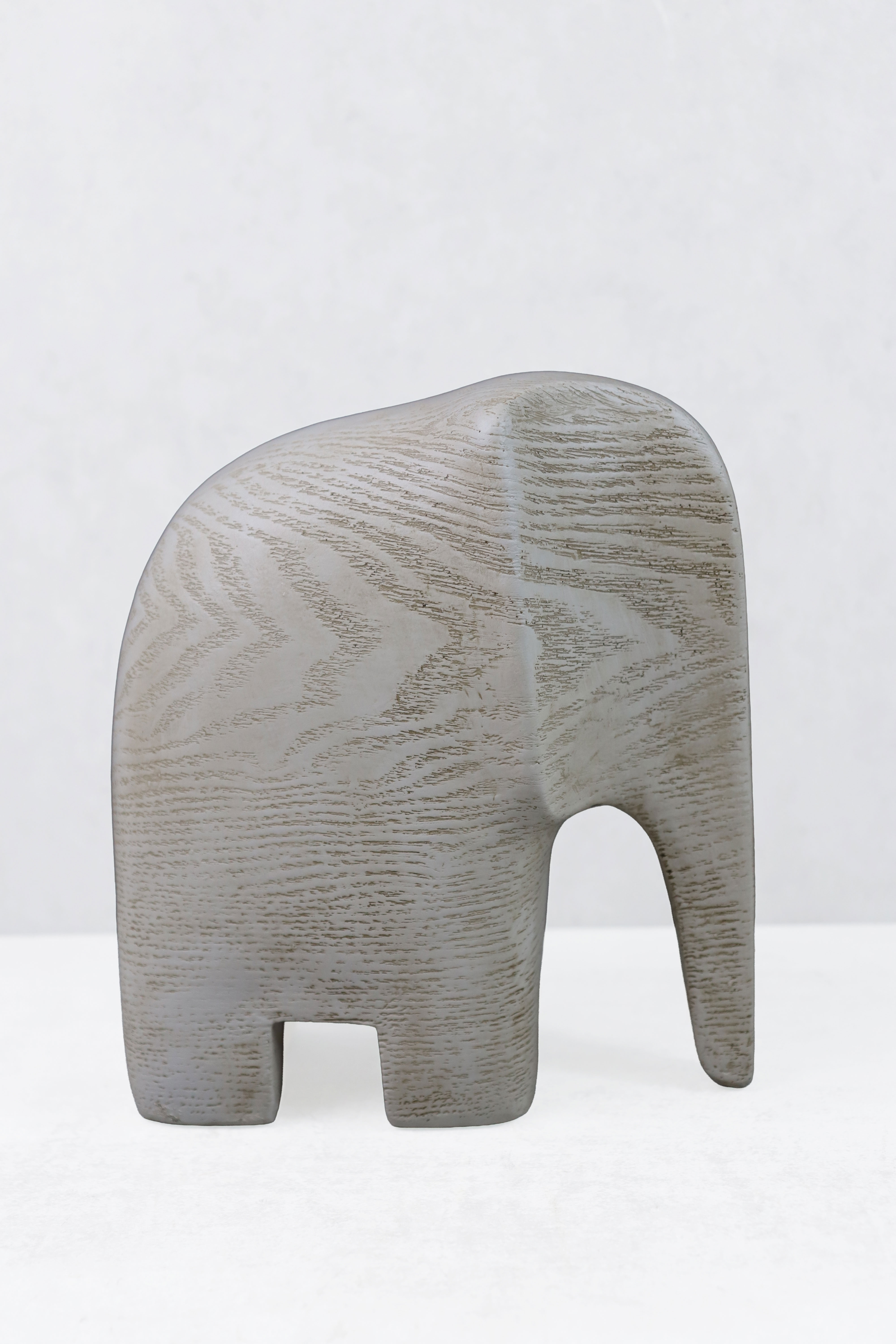 ZAMBIA.2 ΔΙΑΚΟΣΜΗΤΙΚΟ ΕΛΕΦΑΝΤΑΣ 17x9x18cm POLYRESIN ΜΠΕΖ